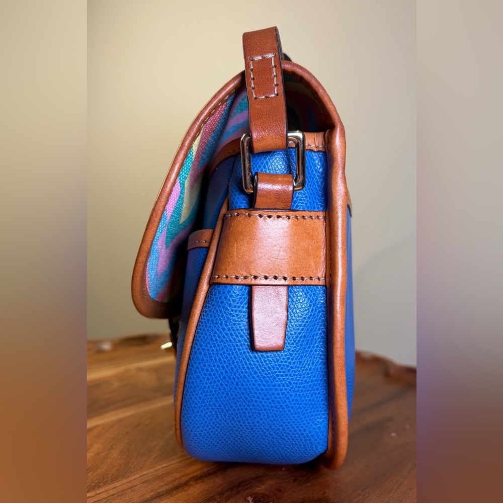 Dooney & Bourke Claremont Field Bag Blue Leather with Brown Trim EUC - Picture 12 of 17